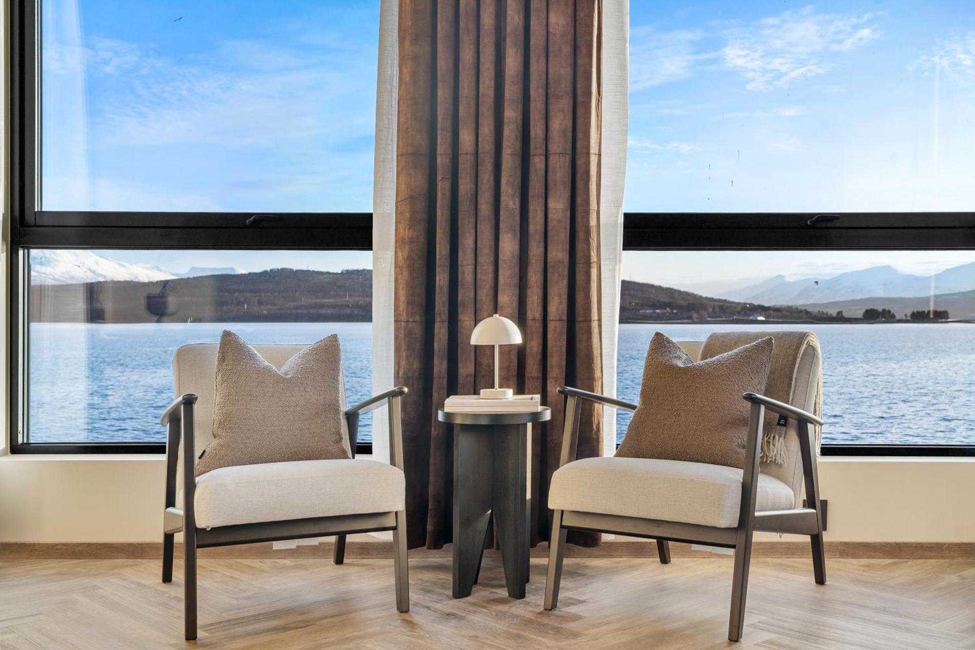 Steam Pier Appartement Kvaloya Buitenkant foto