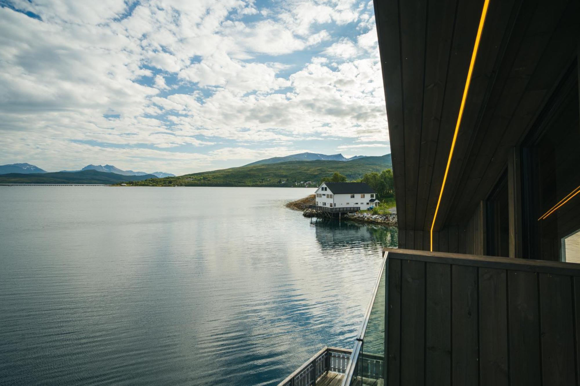 Steam Pier Appartement Kvaloya Buitenkant foto